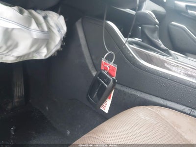 TOYOTA HIGHLANDER HYBRID
