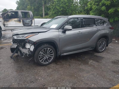 TOYOTA HIGHLANDER HYBRID