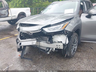 TOYOTA HIGHLANDER HYBRID