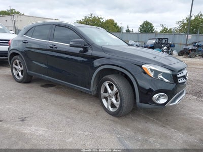 MERCEDES-BENZ GLA 250