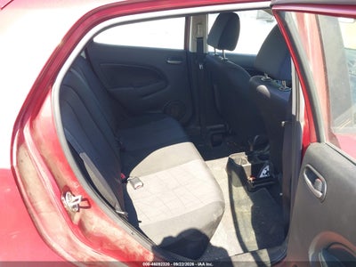 2014 MAZDA MAZDA2 8