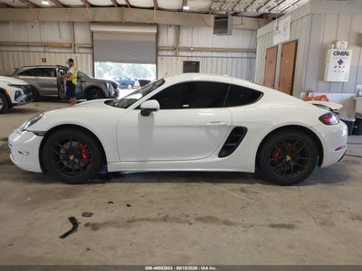PORSCHE 718 CAYMAN