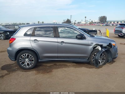 MITSUBISHI OUTLANDER SPORT
