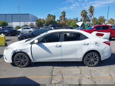 TOYOTA COROLLA