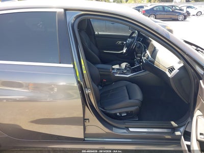 BMW 330I