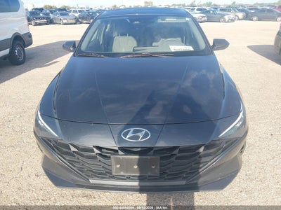 2021 HYUNDAI ELANTRA 12