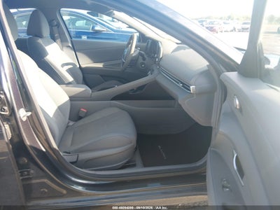 2021 HYUNDAI ELANTRA 5