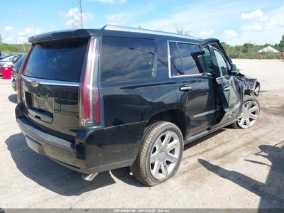 CADILLAC ESCALADE