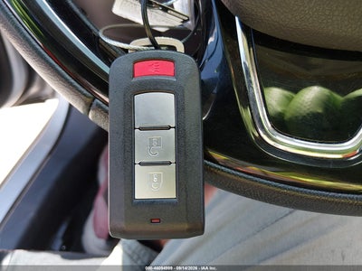MITSUBISHI OUTLANDER SPORT