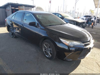 2016 TOYOTA CAMRY SE