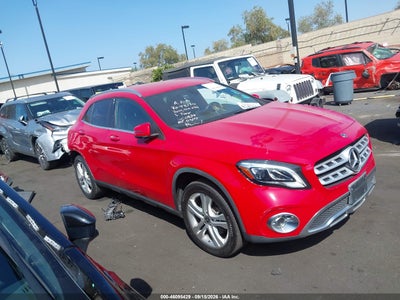 MERCEDES-BENZ GLA 250