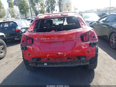 MERCEDES-BENZ GLA 250