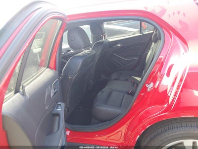 MERCEDES-BENZ GLA 250