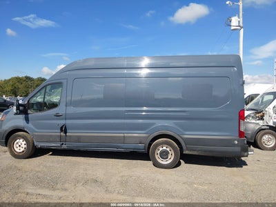 FORD TRANSIT-250 CARGO VAN