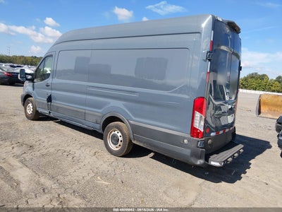 FORD TRANSIT-250 CARGO VAN