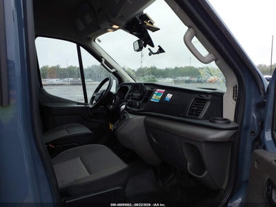 FORD TRANSIT-250 CARGO VAN