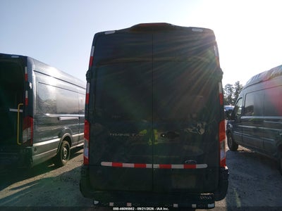 FORD TRANSIT-250 CARGO VAN