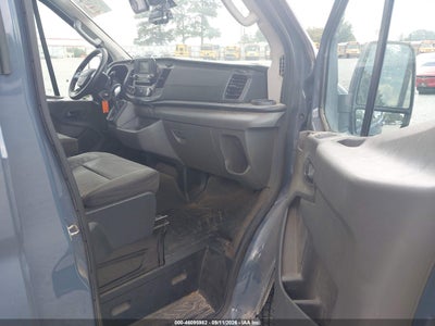 FORD TRANSIT-250 CARGO VAN