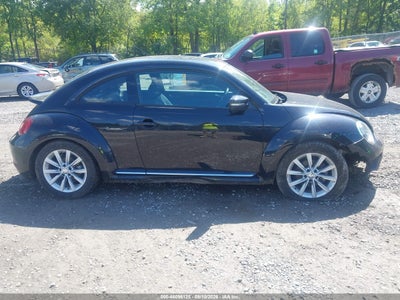 VOLKSWAGEN BEETLE