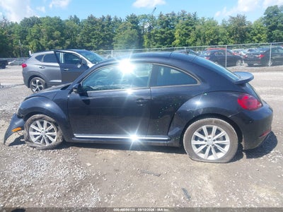 VOLKSWAGEN BEETLE
