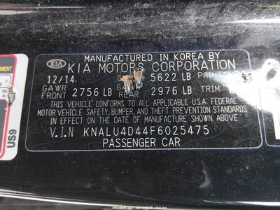 KIA K900
