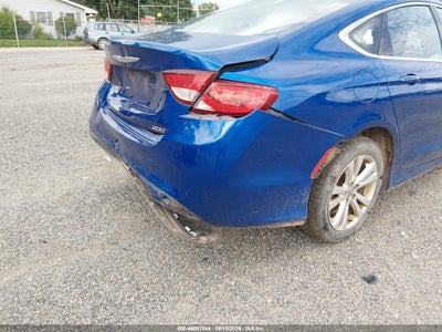 CHRYSLER 200