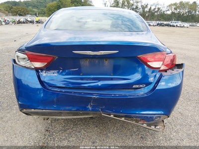 CHRYSLER 200
