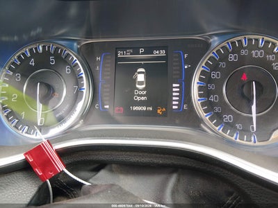 CHRYSLER 200