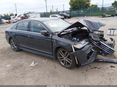2017 VOLKSWAGEN PASSAT 1.8T R-LINE