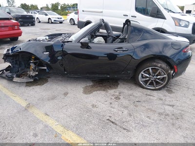 MAZDA MX-5 MIATA RF