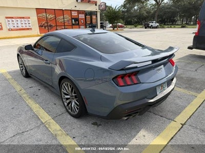FORD MUSTANG