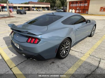 FORD MUSTANG