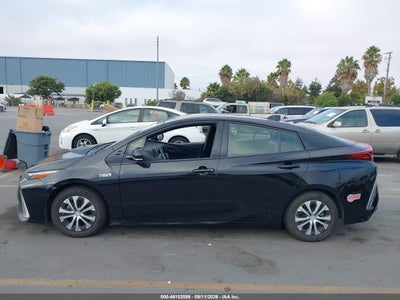 TOYOTA PRIUS PRIME