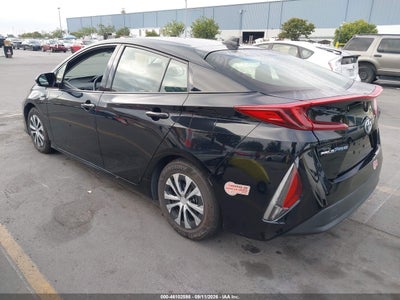 TOYOTA PRIUS PRIME