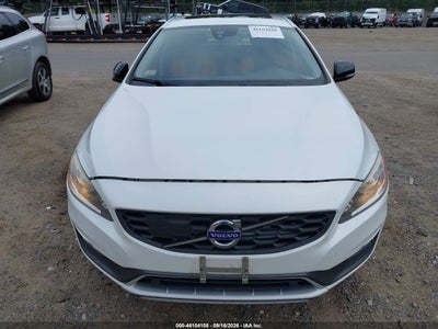 VOLVO V60 CROSS COUNTRY