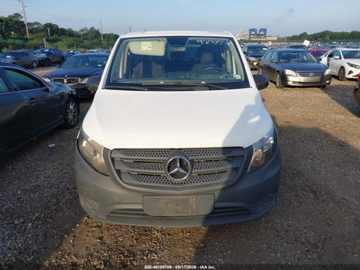 MERCEDES-BENZ METRIS