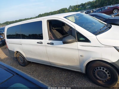 MERCEDES-BENZ METRIS