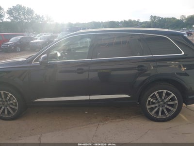 2017 AUDI Q7 14
