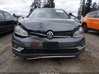 VOLKSWAGEN GOLF ALLTRACK