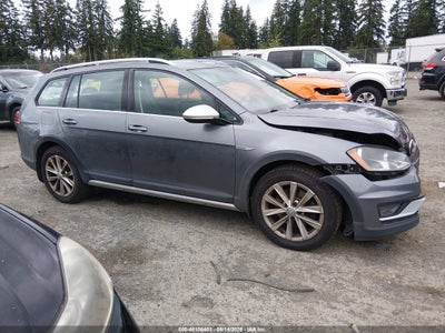VOLKSWAGEN GOLF ALLTRACK