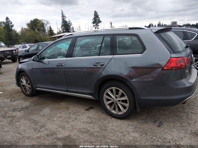 VOLKSWAGEN GOLF ALLTRACK