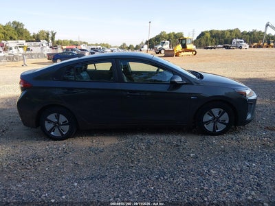 2020 HYUNDAI IONIQ HYBRID 17
