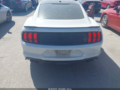 FORD MUSTANG