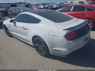 FORD MUSTANG