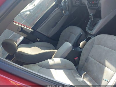 2017 HYUNDAI ELANTRA 5