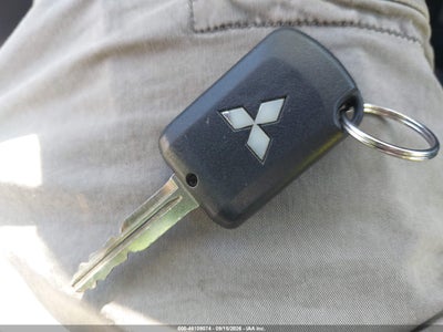 MITSUBISHI OUTLANDER SPORT