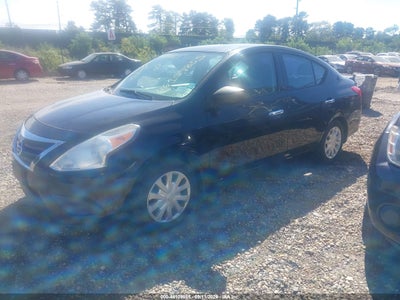 NISSAN VERSA