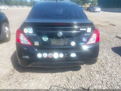 NISSAN VERSA