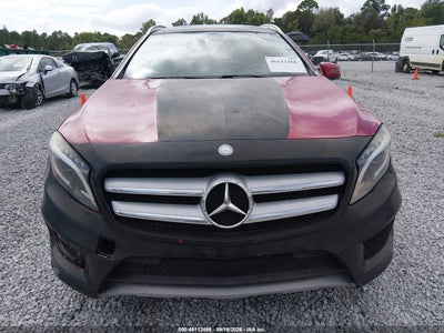 MERCEDES-BENZ GLA 250
