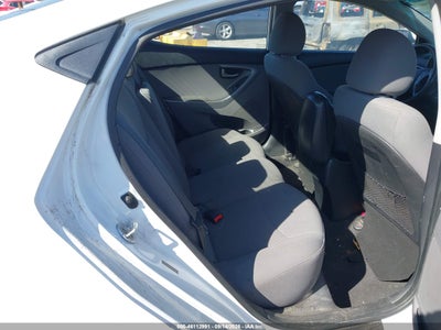 2016 HYUNDAI ELANTRA 8